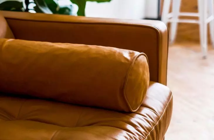How to clean leather upholstery