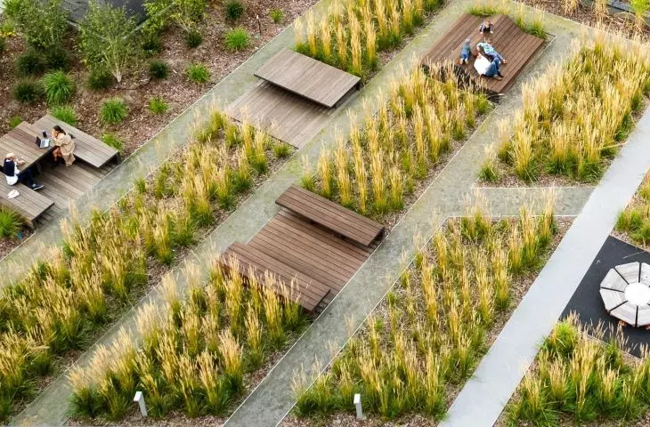 A space for relaxation and fun. A common courtyard in Poznan designed by Pawel Grobelny