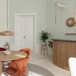 Clava Dine Wood, Clava Up Wood, Showroom