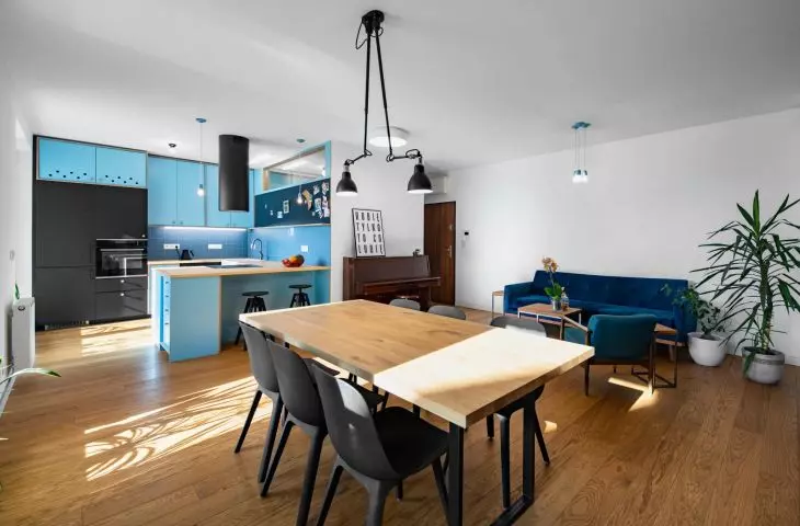 Apartment and photography studio in one. How to functionally design a place to live and work?