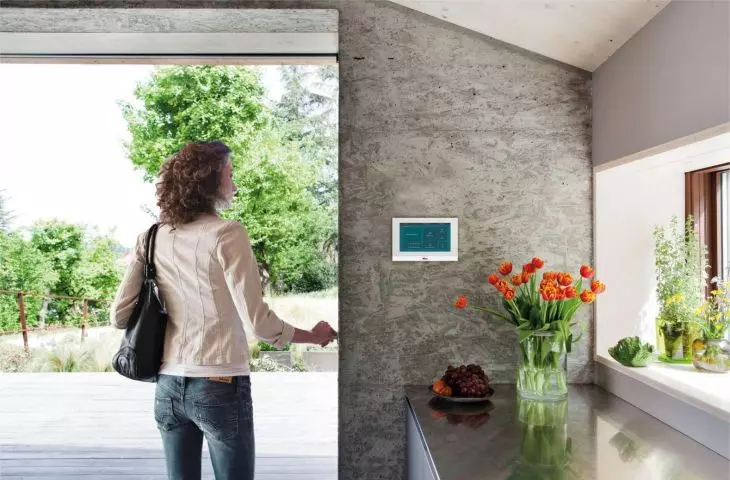 New line of BLUE video intercoms from NICE