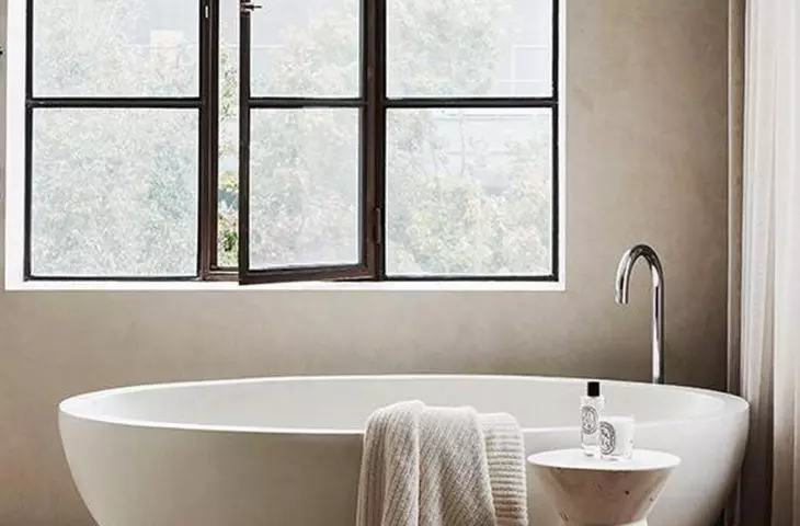Cleanse body and soul in an ascetic bathroom