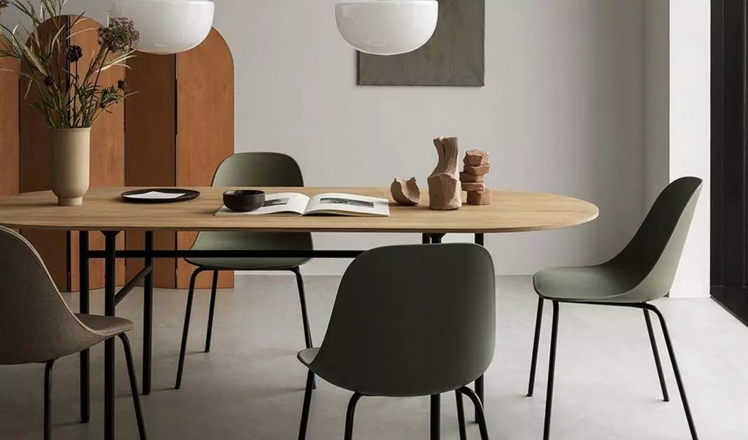 Table made of wood and metal