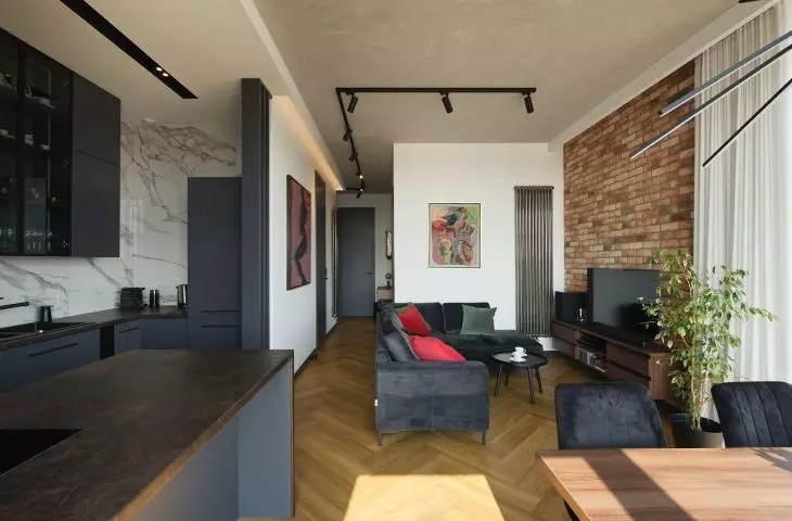 Industrial soft loft with brick
