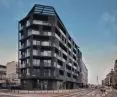 apartamentowiec zlokalizowany jest na skrzyżowaniu ulic Dobrej i Zajęczej na warszawskim Powiślu