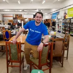 Maciej Kosiorek w sklepie ReStore