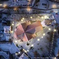 iluminacja katedry św. Piotra i Pawła w Szawlach na Litwie