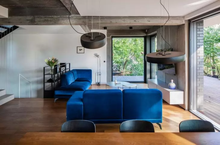 Walking through the zones - three-piece apartment