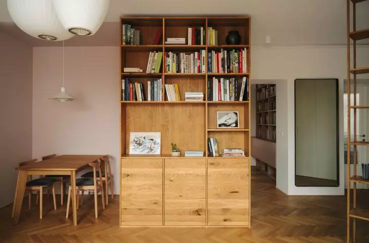 An interior full of books? How to organize them?