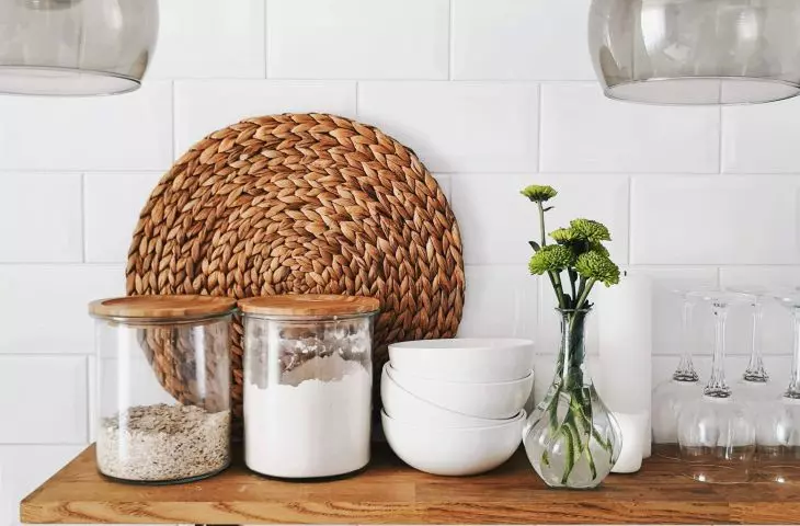 Subway style tiles. The perfect choice for the kitchen