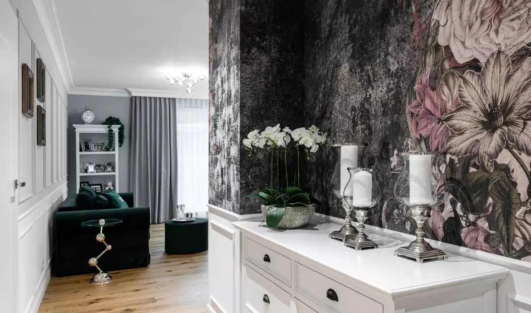 Hallway with floral wallpaper