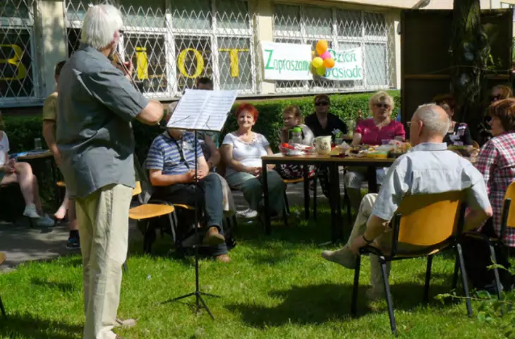 Let's get together for Neighbor's Day