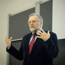 prof. Szymon Malinowski