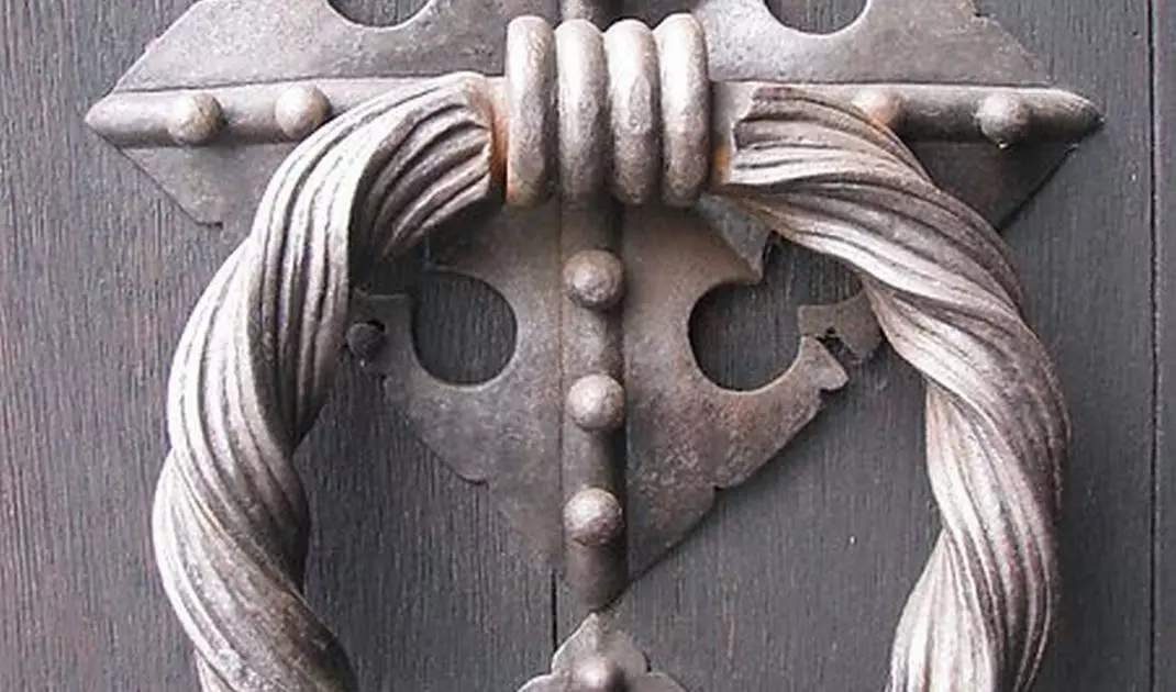 Metal door knocker