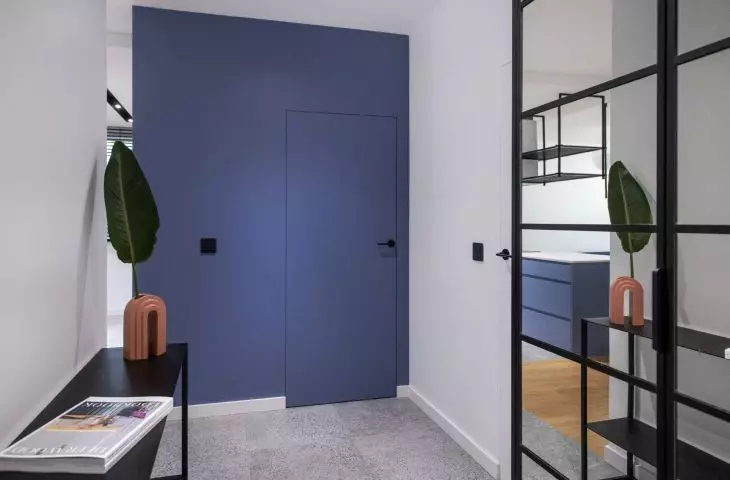 Blue with character - an interesting interior
