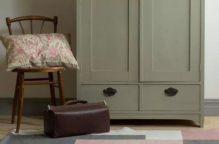 Home renovations - how to renovate an old closet? From the series 