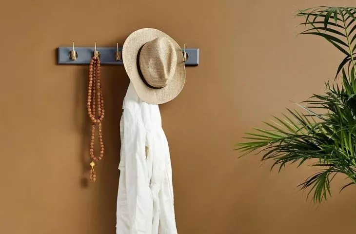 Designer, rustic, or maybe classic? Wall hanger for the hallway