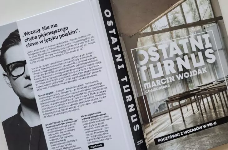 Wczasy po łebkach. Książka „Ostatni turnus” Marcina Wojdaka