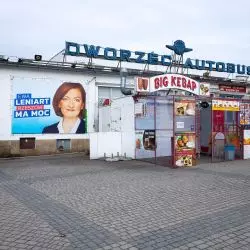 W Rzeszowie termin „salon miejski” nie posiada desygnatu. Niewybredny marketing rzuca się w oczy nawet w przestrzeniach, które powinny stanowić wizytówkę miasta.