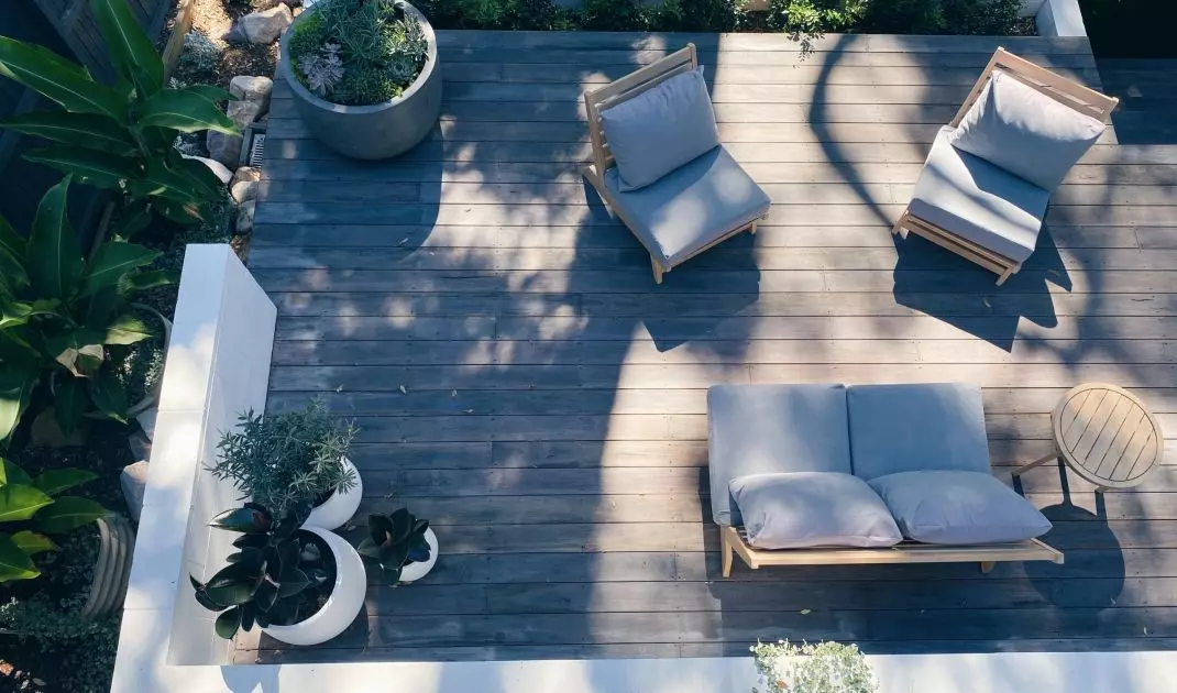 How to arrange a terrace?