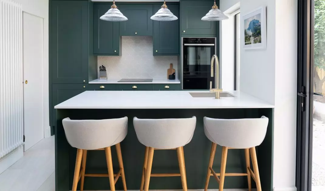 Kitchen island