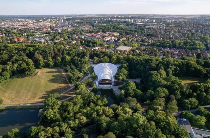 Modernizacja Teatru Letniego w Szczecinie dobiegła końca. Zobaczcie efekt!