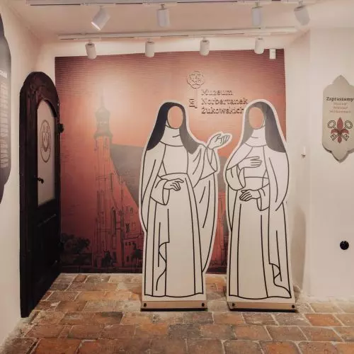 Opowieść o kobietach, stworzona przez kobiety. Wnętrza Muzeum Norbertanek Żukowskich
