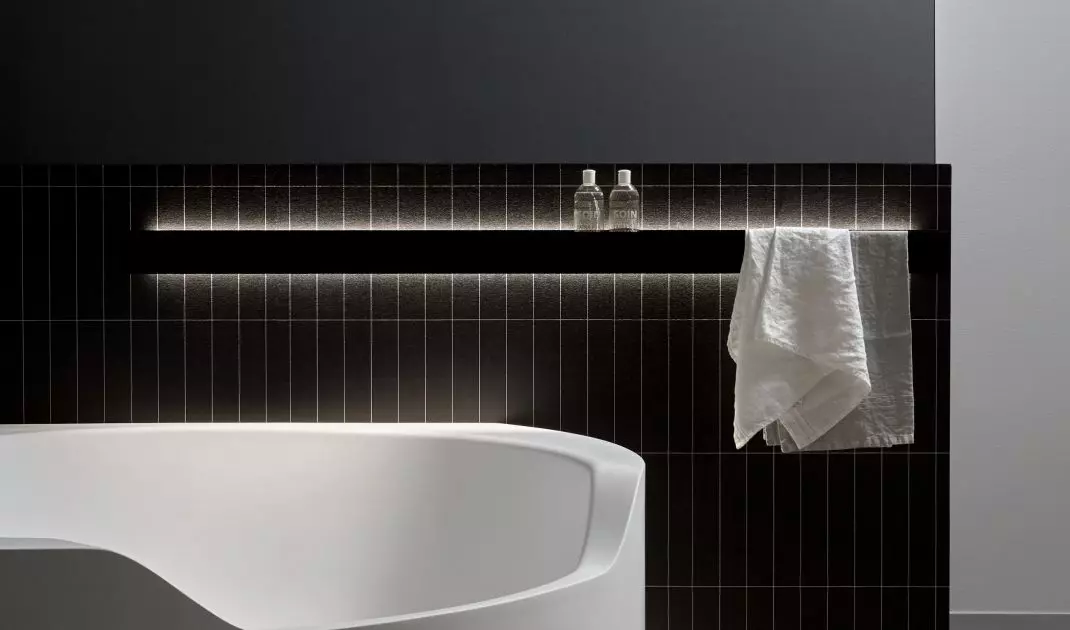 Interior design with integrated lighting