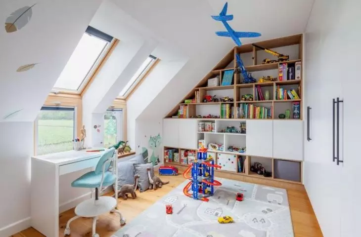 Room for children in the attic? How else!