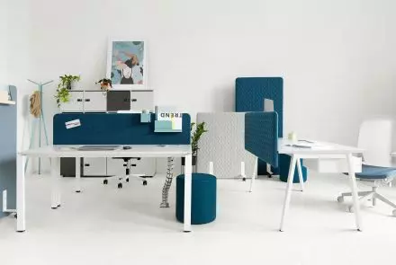 Biurka z kolekcji System-eM