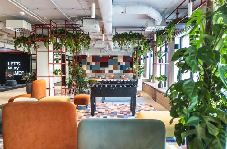 Can an interior be low carbon? The office of a Wroclaw company from Fruit Orchard and InstalOne
