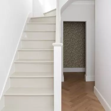 Parkiet w korytarzu