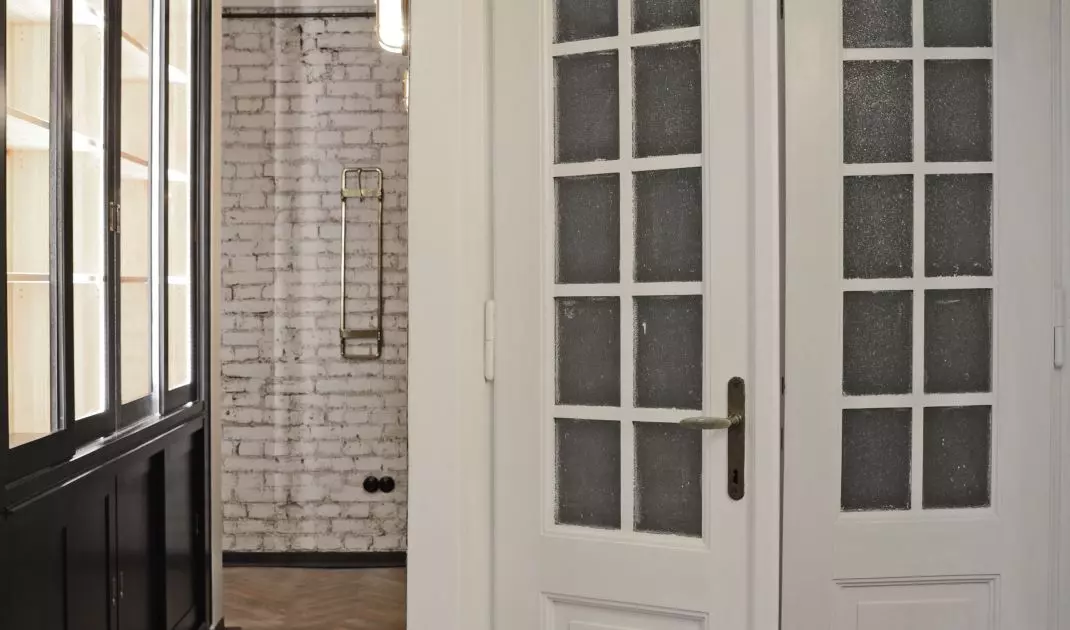 Hol