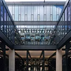 La Poste du Louvre, Paryż