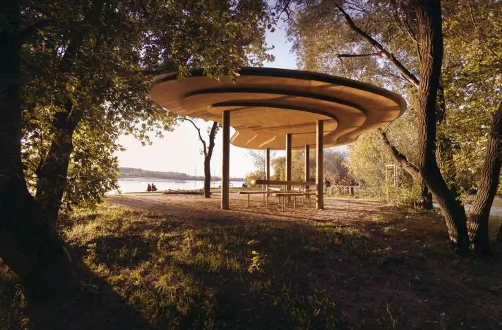 Romans natury i architektury. O warszawskiej Plaży Romantycznej opowiada Karol Żurawski