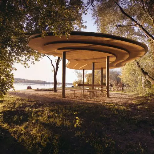 Romans natury i architektury. O warszawskiej Plaży Romantycznej opowiada Karol Żurawski