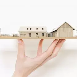 Model domu z pracownią ceramiki artystycznej