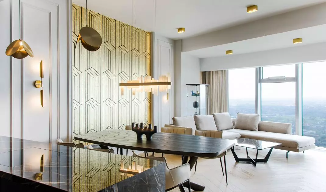 Apartment in Sky Tower