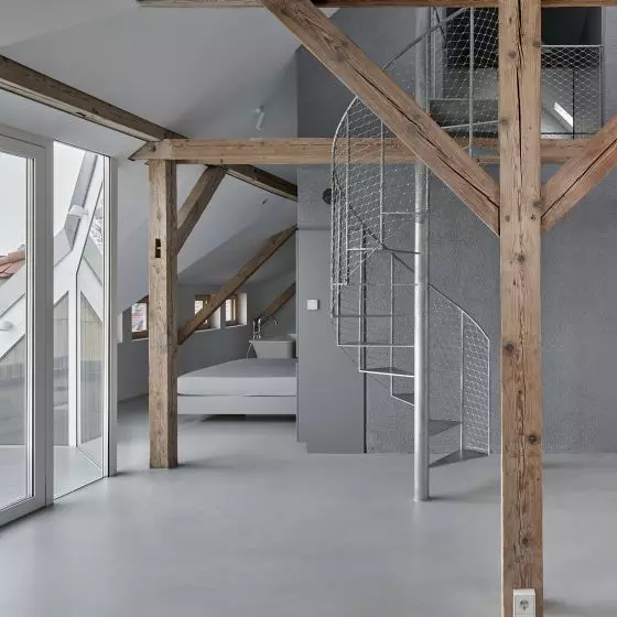 Przebudowa poddasza kamienicy w Gliwicach (proj. Dyrda Fikus Architekci)