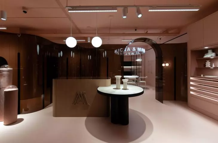 A jewelry boutique where pink is king. Alicia&Maria Jewellery showroom