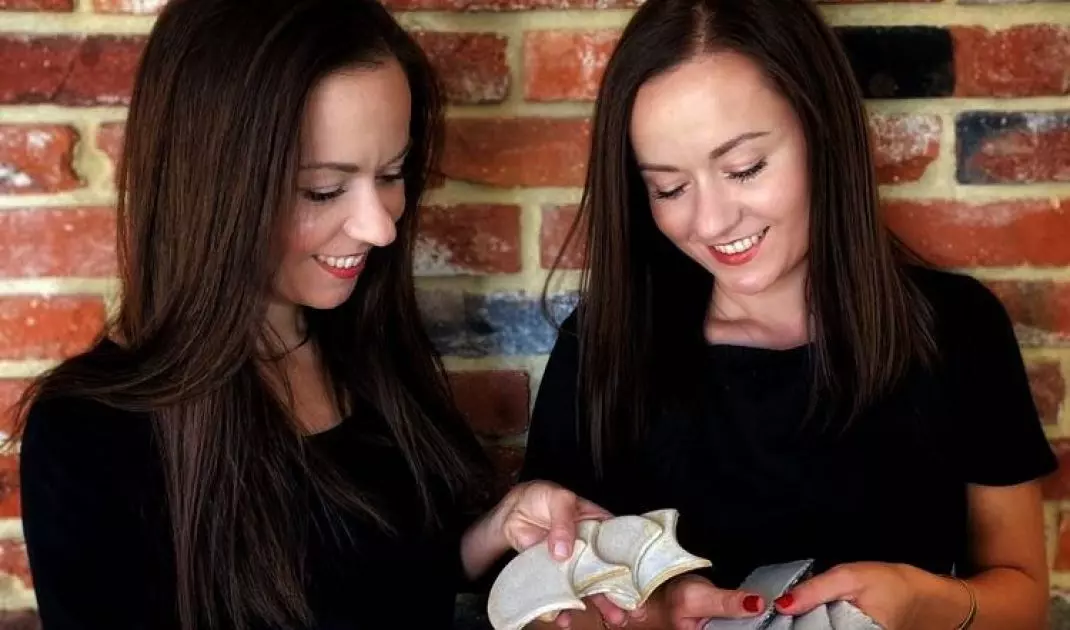 Katarzyna Hajdun and Magdalena Szleszyńska from the Kafelek Handmade manufactory