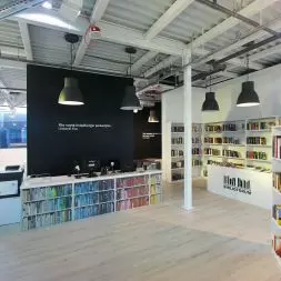 punkt biblioteczny w budynku CH Forum w Gliwicach