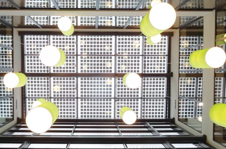 Nowatorskie rozwiązania dla zielonej energii i architektury