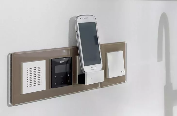 Hotelowe systemy elektroinstalacyjne