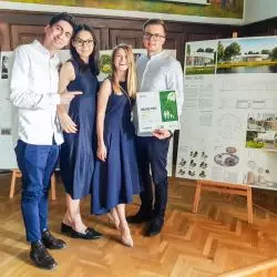 Zespół laureatów, od lewej: Michał Hondo, Kinga Grzybowska, Klaudia Gołaszewska, Marek Grodzicki