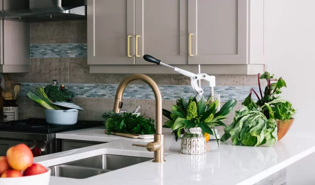 Kitchen metamorphosis
