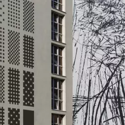 Opowieść o dwóch muralach