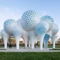 Instalacja „Pillars of Dreams”