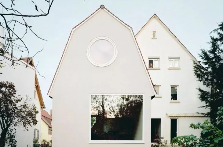 Auwaerter House – rozbudowa domu wielorodzinnego w Stuttgarcie
