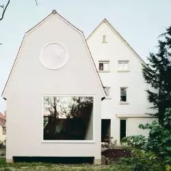 Auwaerter House, rozbudowa domu wielorodzinnego